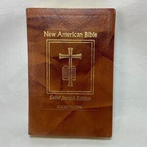 The New American Bible St. Joseph Medium Size Edition‎ Illustrated 1977 Gold 70s
